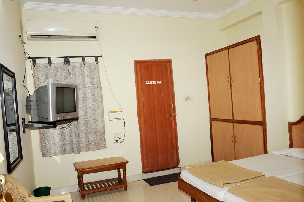 Hotel Agarala Residency Tirupati Rom bilde