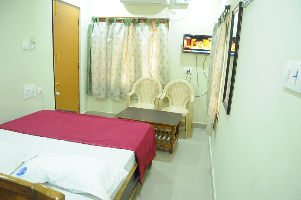 Hotel Agarala Residency Tirupati Rom bilde